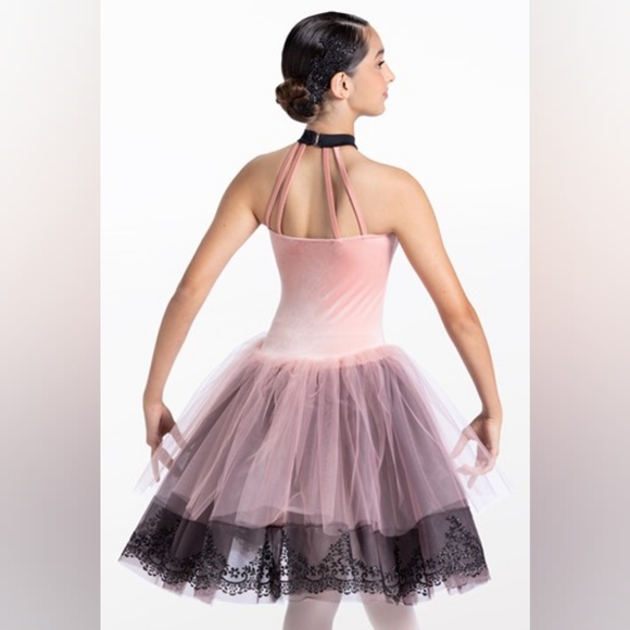 Favorite Crime Petal 13627 Weissman - Picture 3 of 4